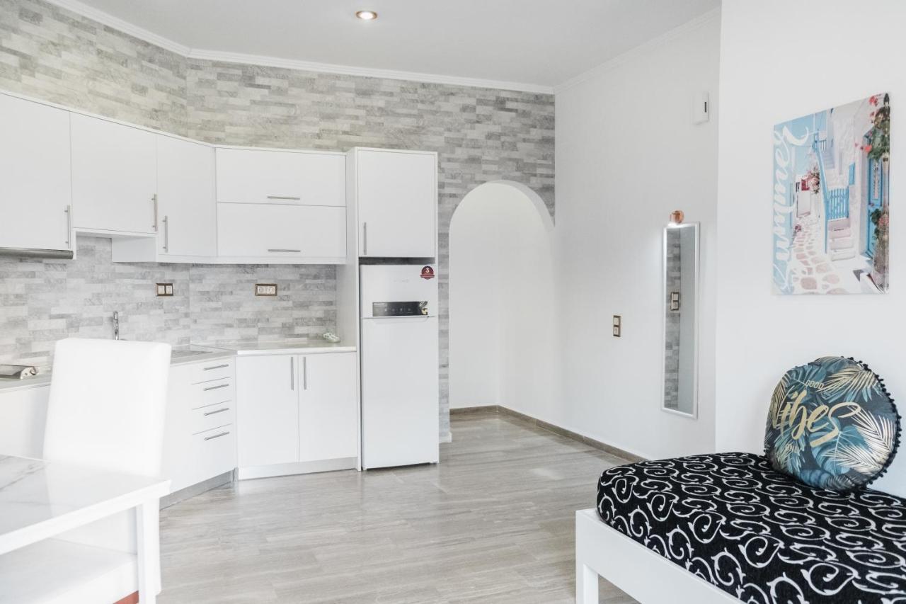 Bay View Apartments Platanias  Exterior photo